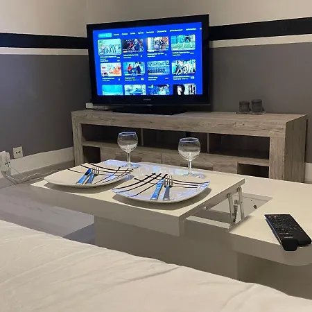 F1 Avec Terrasse, 5 Min De Colmar, Vignoble Et Free Parking Wintzenheim