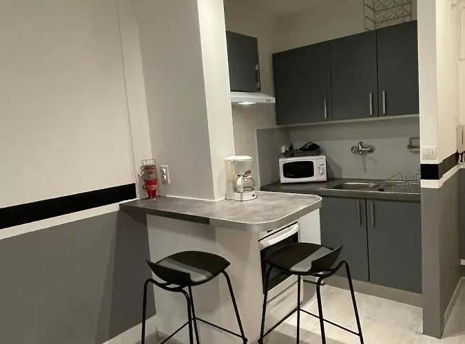 F1 Avec Terrasse, 5 Min De Colmar, Vignoble Et Free Parking Wintzenheim